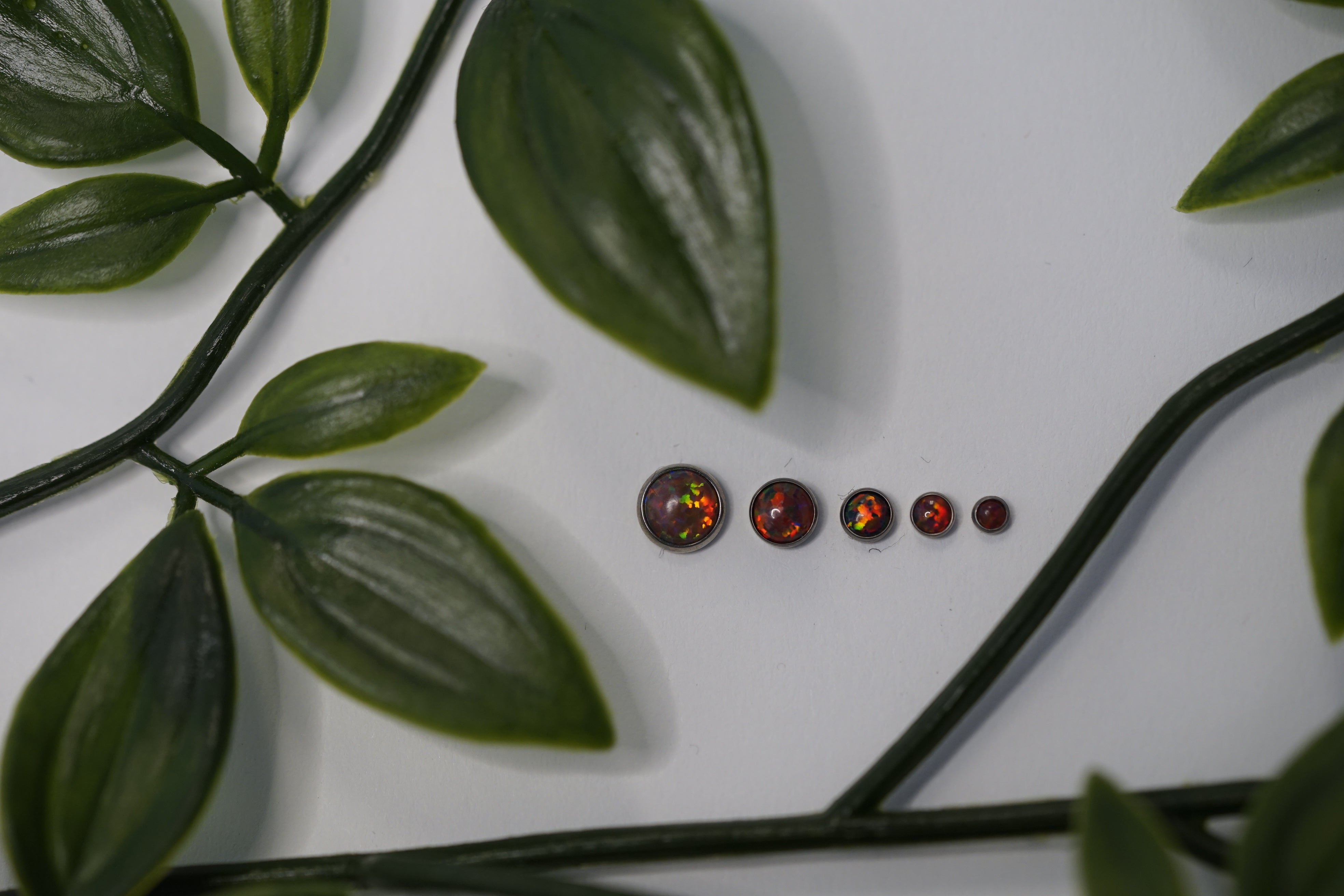 Titanium Opal/Cabochons