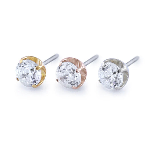 18k Gold Prong Set Gen Diamond
