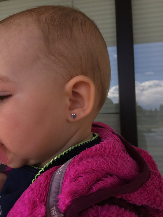 Appointment: Earlobes (0-9 months)