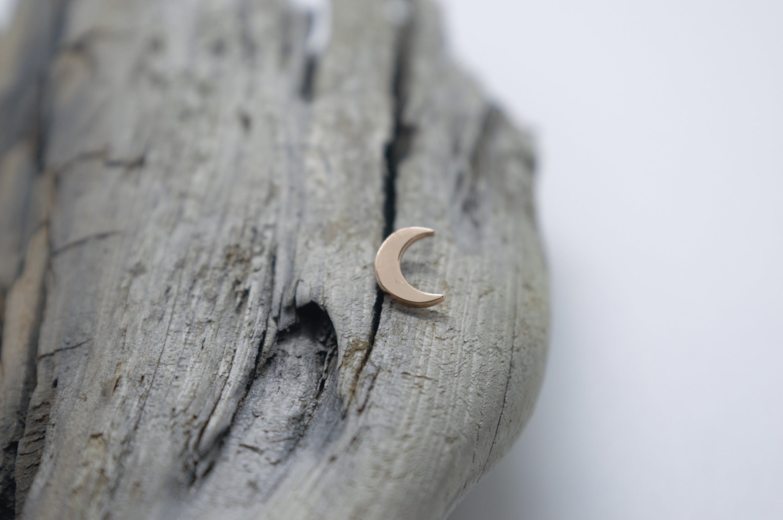 Moon (Threaded)