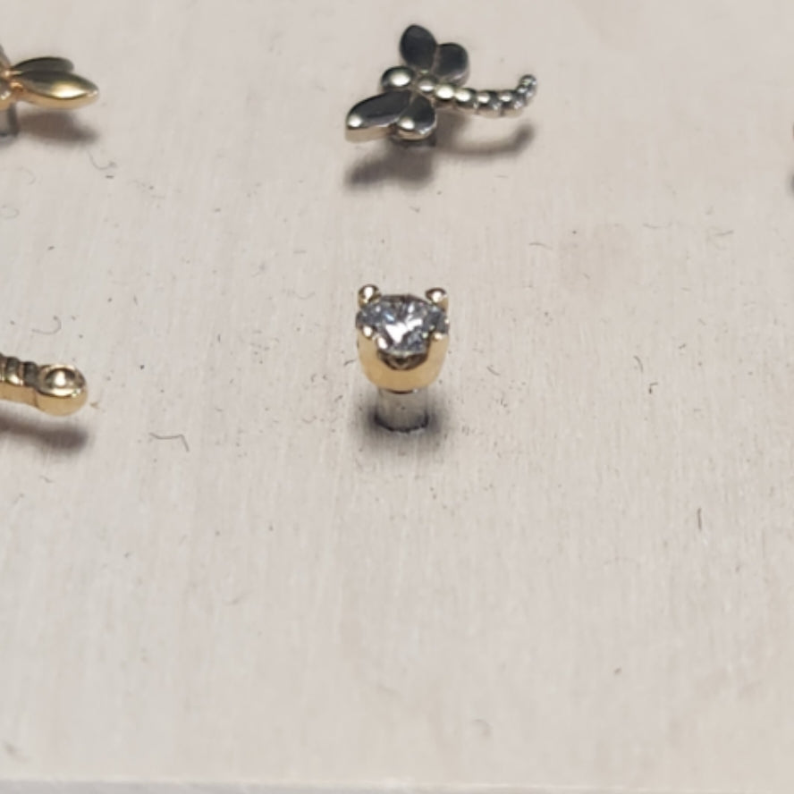 Diamond Threaded Four Prong