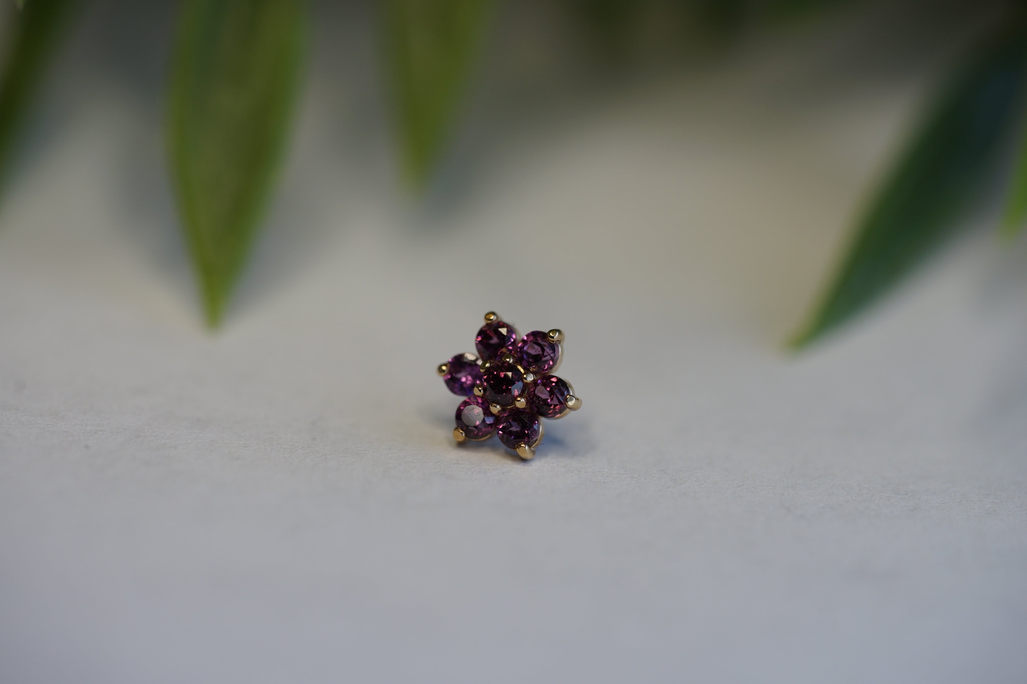 Anatometal Gemmed Flowers (Threaded)