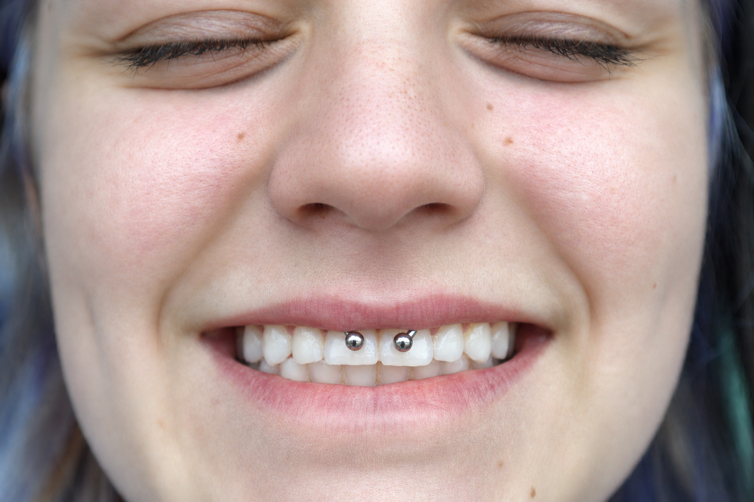 Appointment: Smiley Piercing (18+ years old)