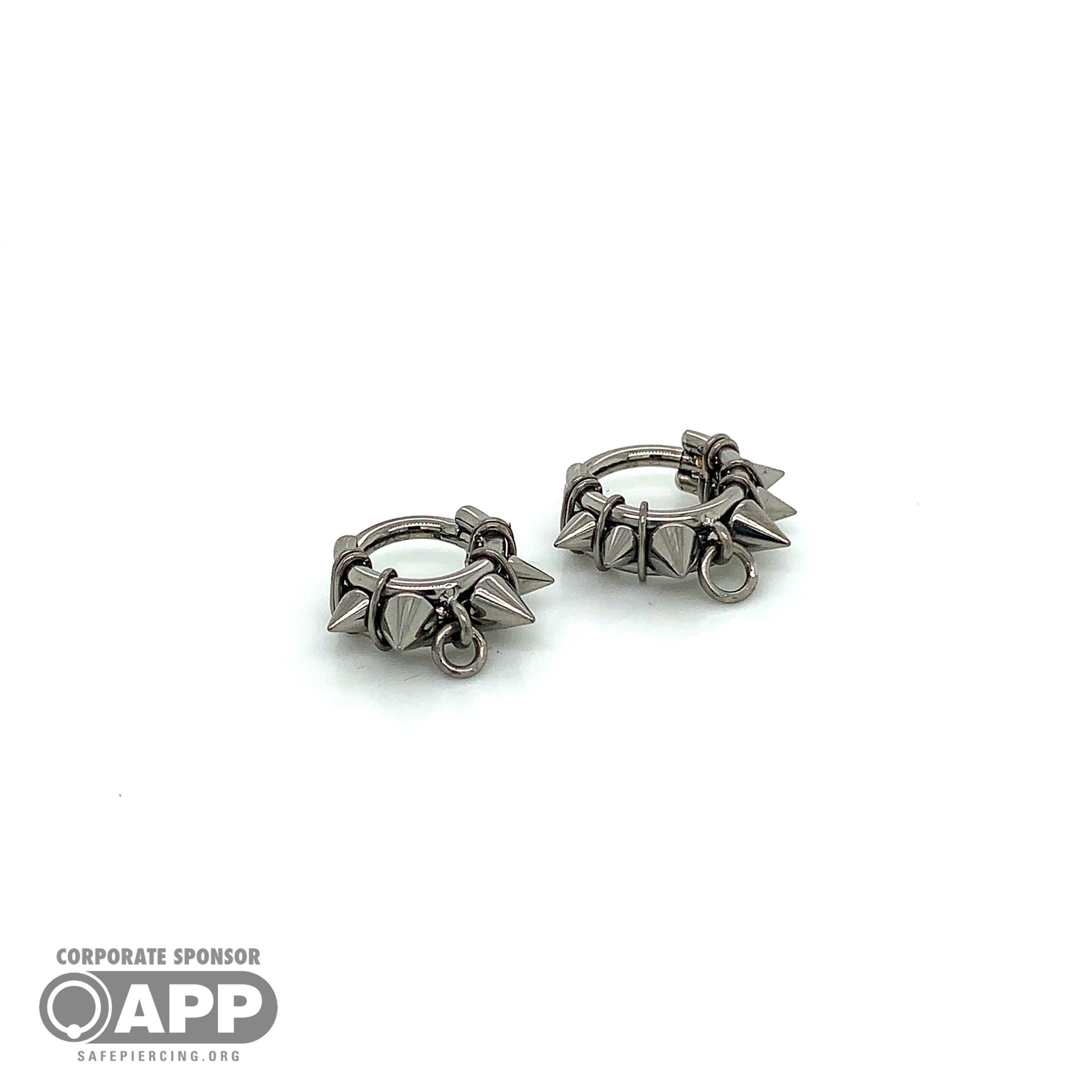 O-Ring Collar Spiked Ring