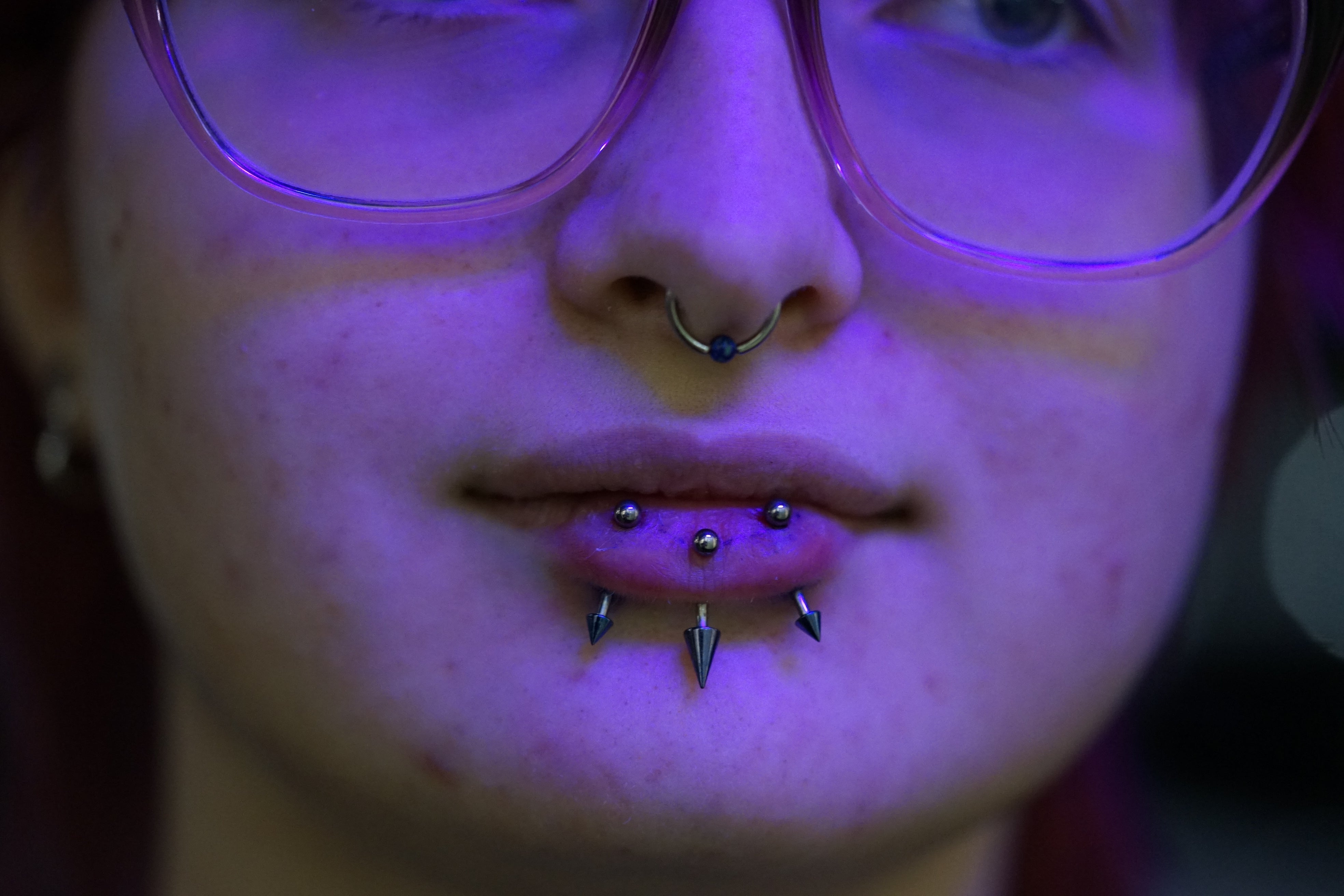 Appointment: Vertical Labret Piercing (13-17 years old)
